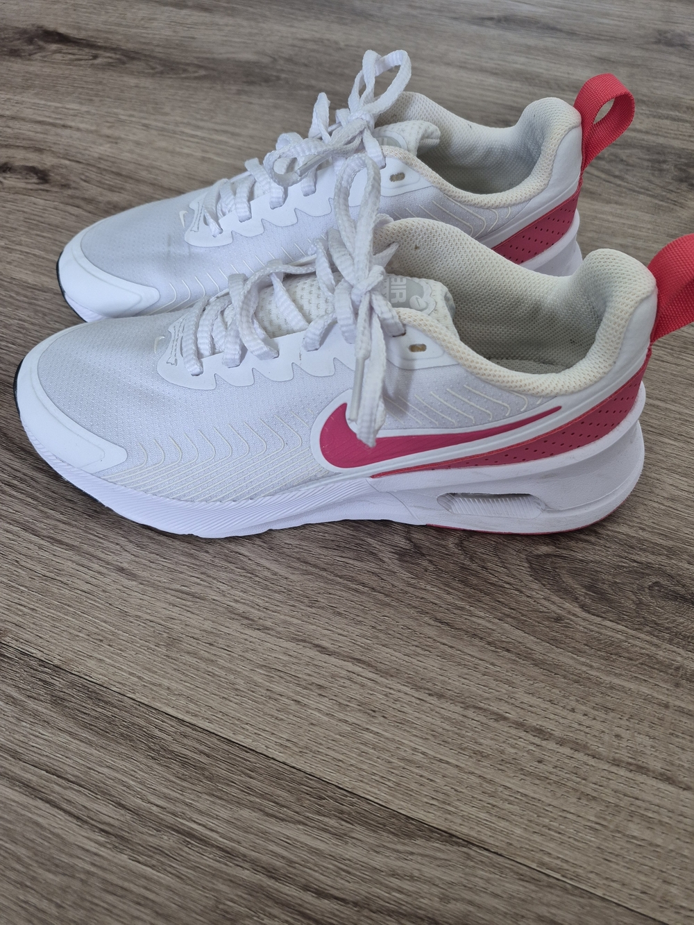 Nike Women's Air Max-Style White and Pink Athletic Sneakers